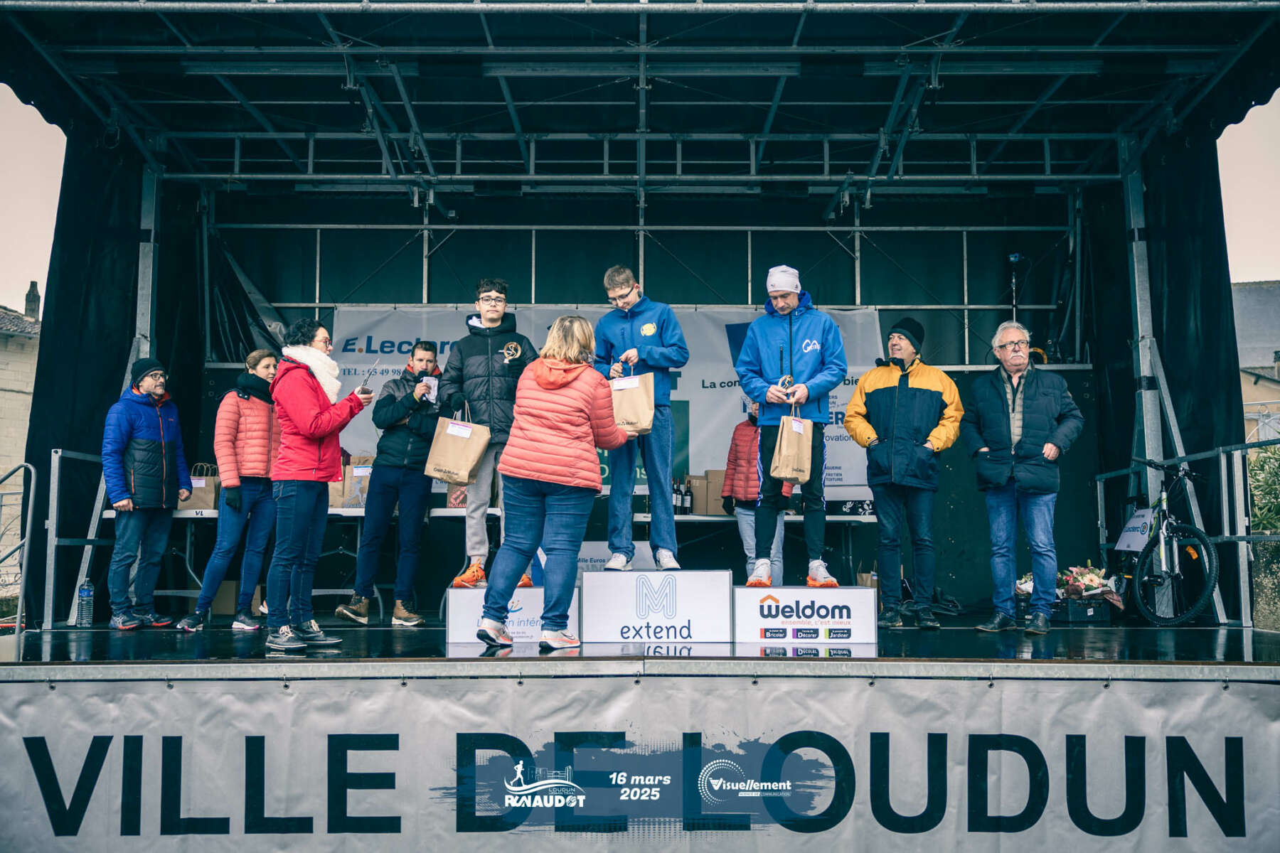 R62_9405